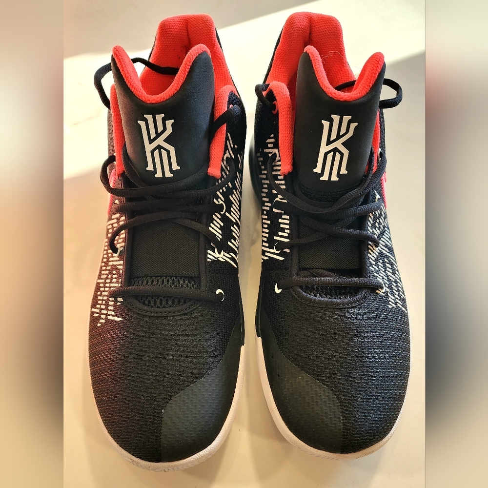 Kyrie Flytrap Ii - image 2